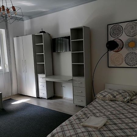 Merey Apartment Szeged Exteriör bild