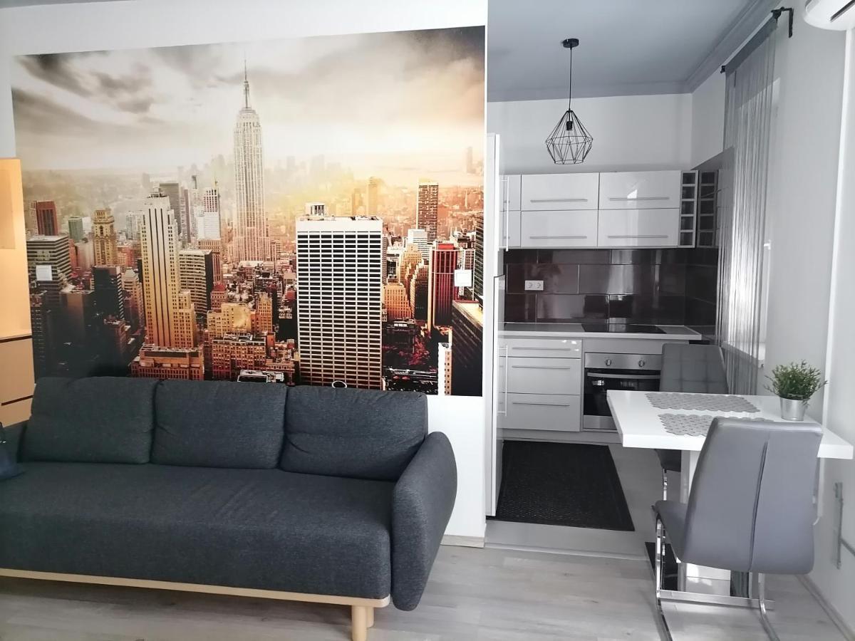 Merey Apartment Szeged Exteriör bild