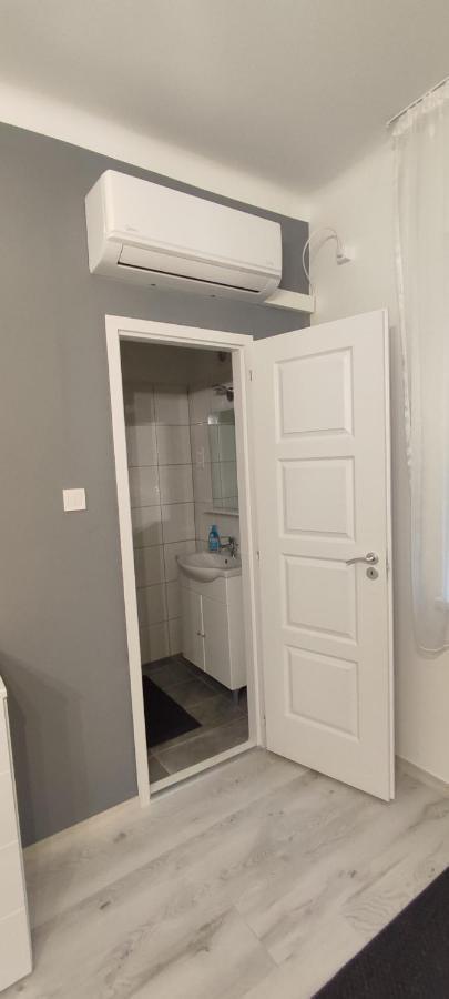 Merey Apartment Szeged Exteriör bild