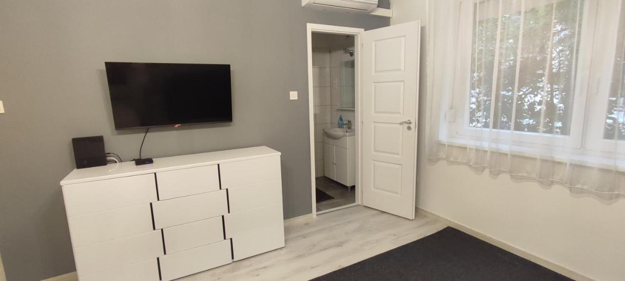 Merey Apartment Szeged Exteriör bild